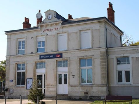 Des locaux de la SNCF pour des opérateurs touristiques ?