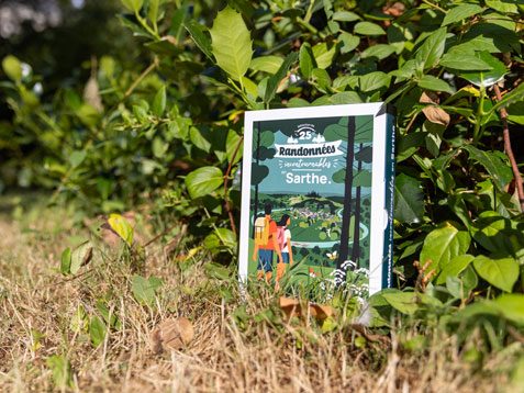 <strong>25 randonnées pour explorer la Sarthe</strong>