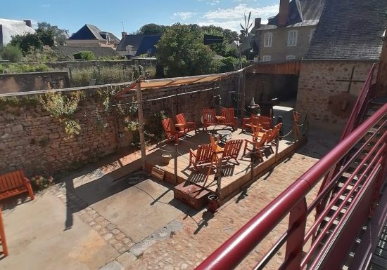 Hôtel bureau à reprendre