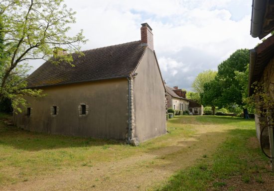 ENSEMBLE COMPOSÉ DE DEUX GÎTES ET D’UNE MAISON