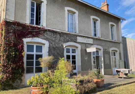 Ancienne Gare SNCF sur la voie verte Malicorne-sur-Sarthe