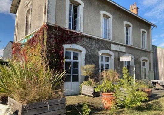 Ancienne Gare SNCF sur la voie verte Malicorne-sur-Sarthe