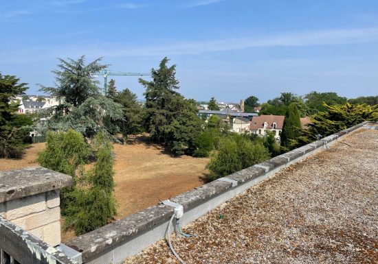 Votre prochain 5 étoiles au Mans, en face des 24h / Your next 5* hôtel in Le Mans opposite the 24h