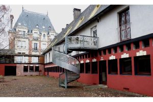 DOMAINE DE CHARDONNEUX À SAINT BIEZ EN BELIN