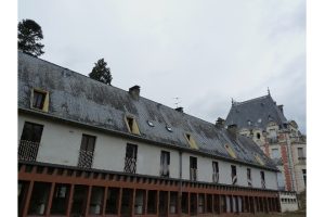 DOMAINE DE CHARDONNEUX À SAINT BIEZ EN BELIN