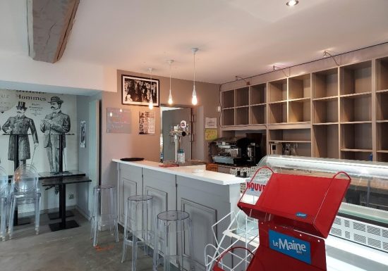 Restaurant/commerce de village