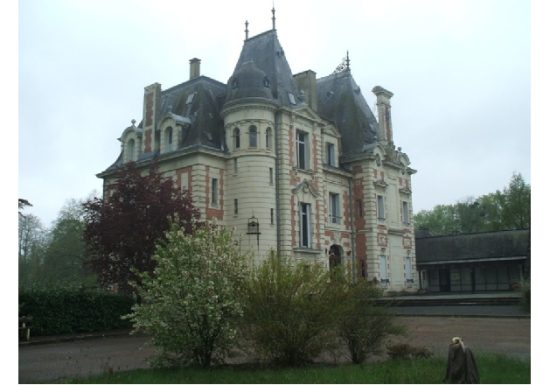 DOMAINE DE CHARDONNEUX À SAINT BIEZ EN BELIN