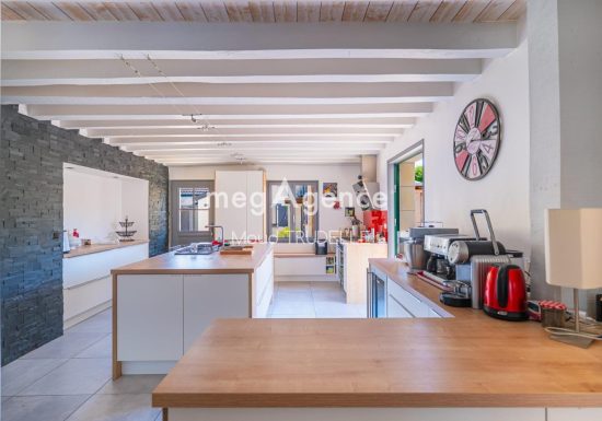 Maison à La Chartre-sur-le-Loir